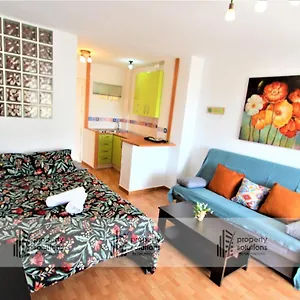 https://agata-estudio-vista-al-mar.es-andalucia.com